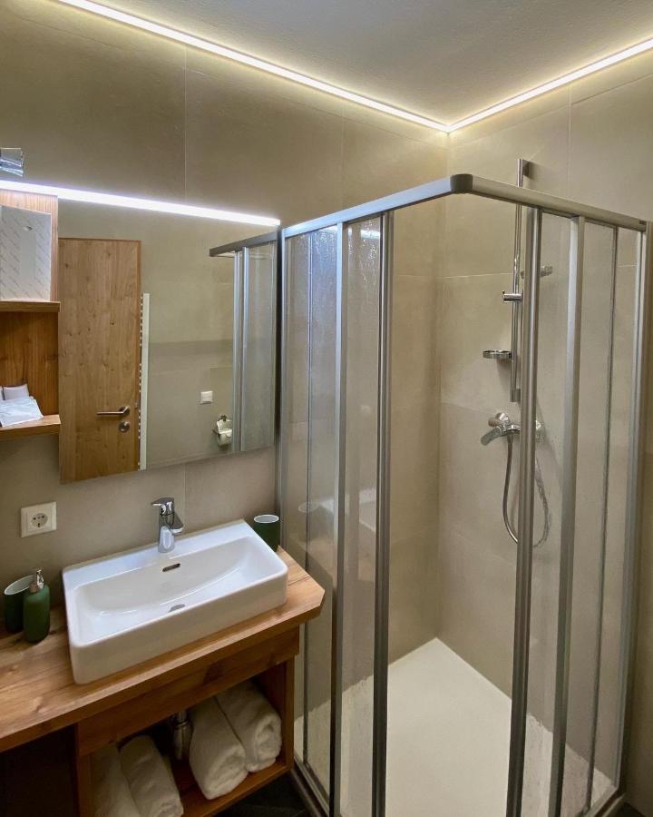 Ferienappartements Heinzle - Ihr Ferienresort Sankt Jakob in Defereggen Eksteriør bilde